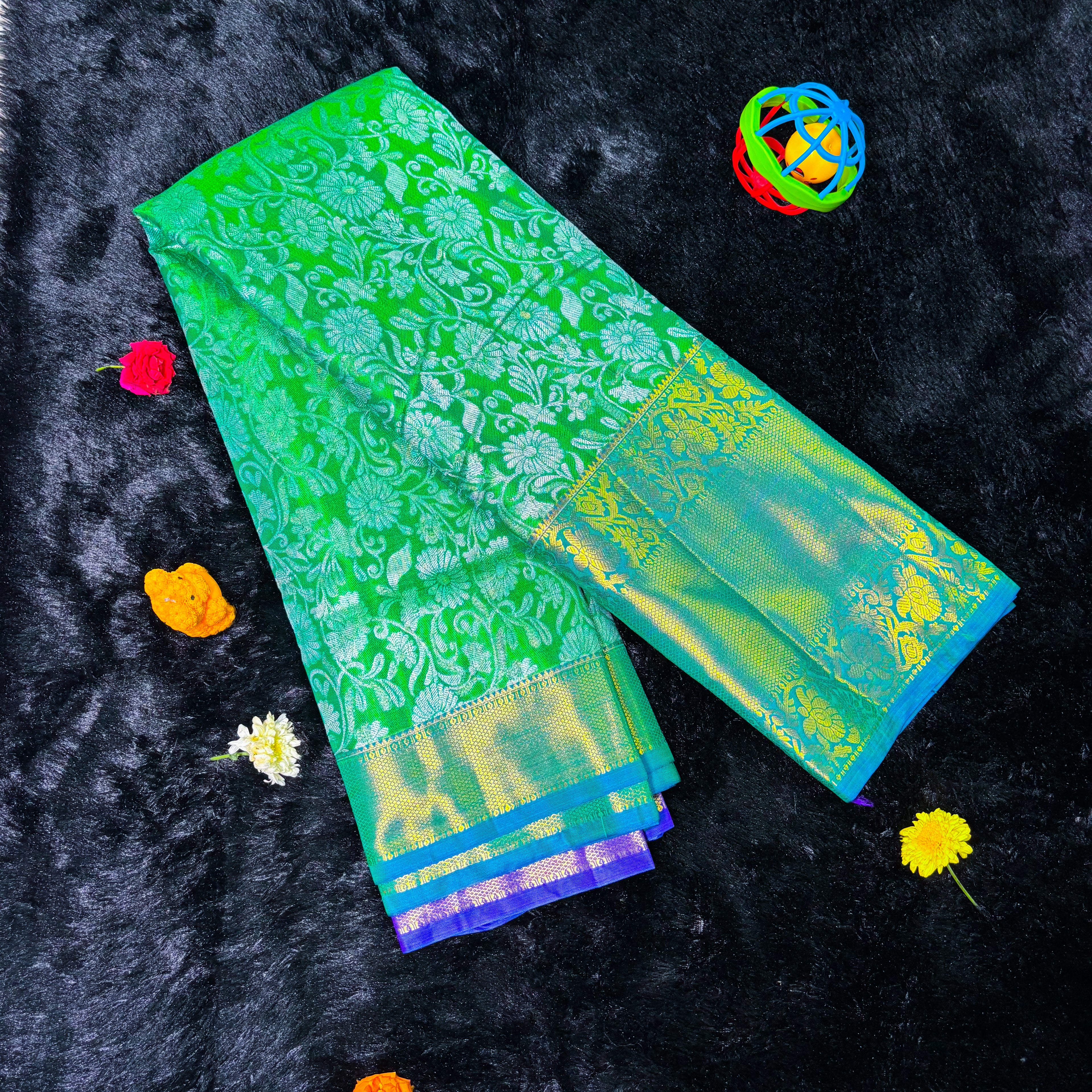 Grace in Every Weave – Sea Green Silk Saree with Royal Blue Border