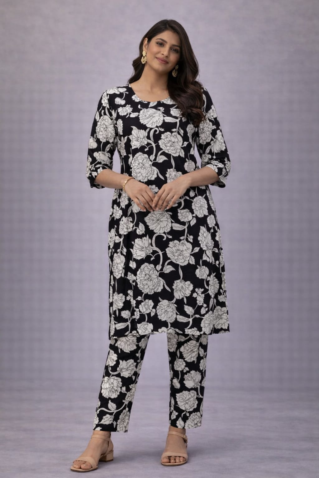 {Size-Xxl} Pretty black colour 2 piece cord set