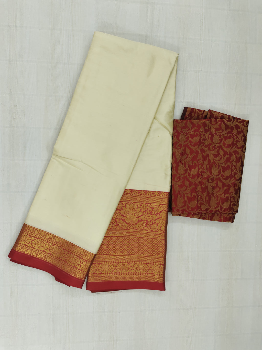 Chandanam Pattu Saree