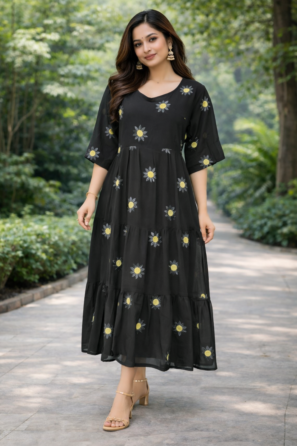 Size-4xl Graceful black frock